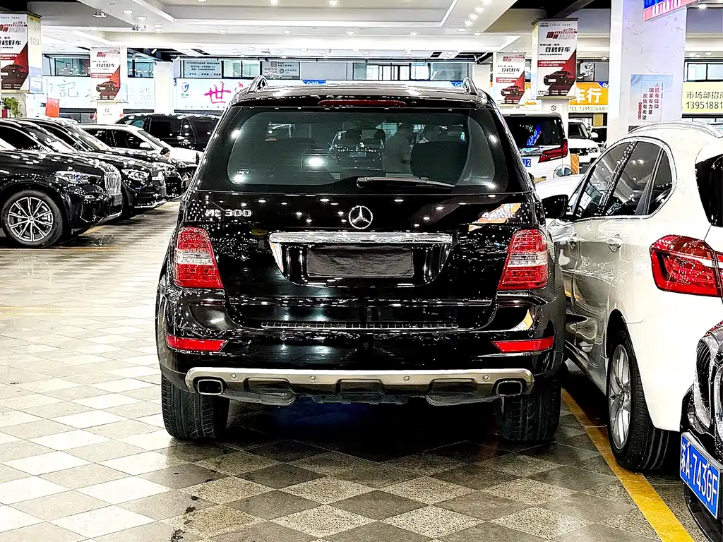 Mercedes-Benz M-Class ML 300 4 MATIC
