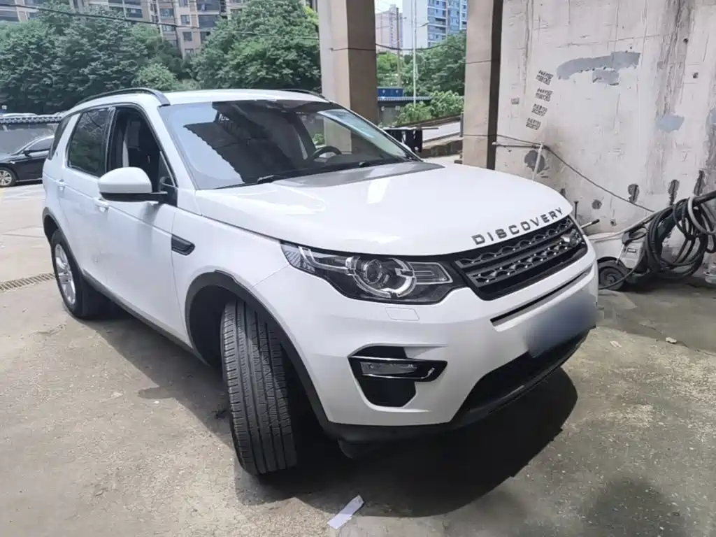 Discovery Sport 2.0 T SE