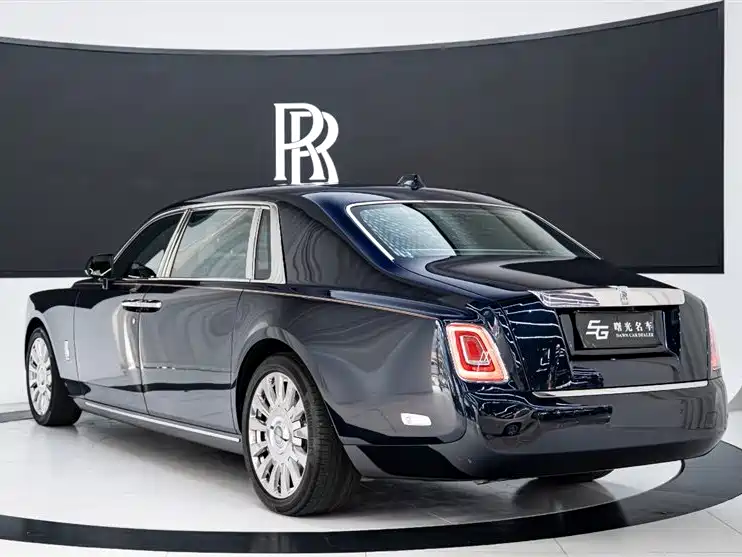 Phantom 6.7 T LWB Range