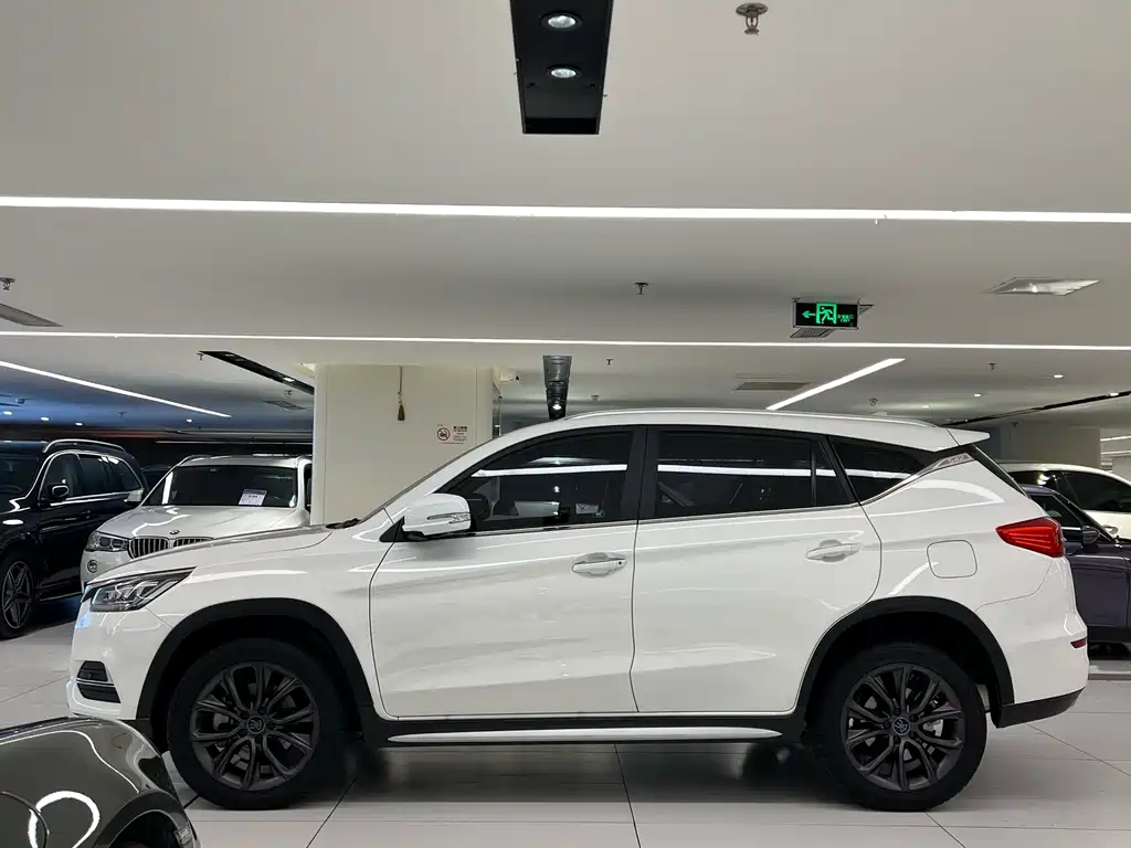 Song NEV 宋新能源 2019款 宋DM 1.5 TID 智联锐享型