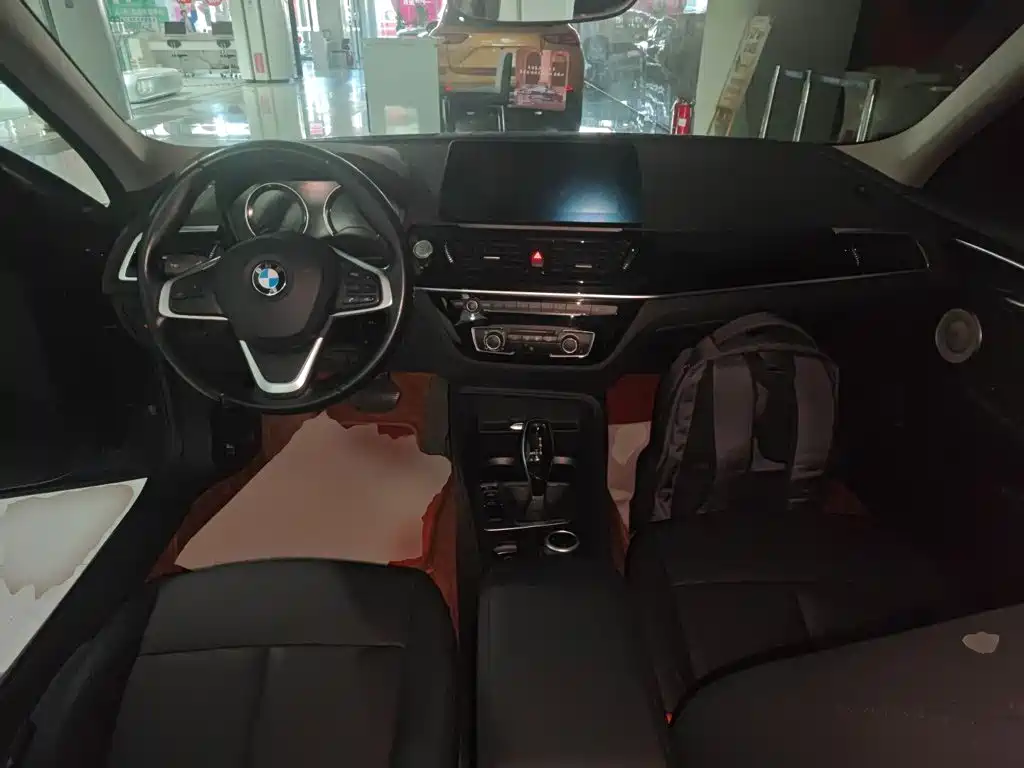 BMW 1 Series Facelift 120 i M Sport