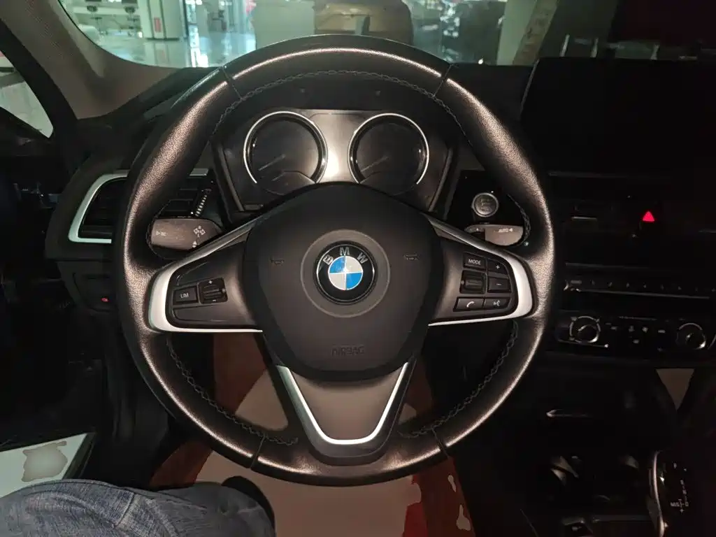 BMW 1 Series Facelift 120 i M Sport