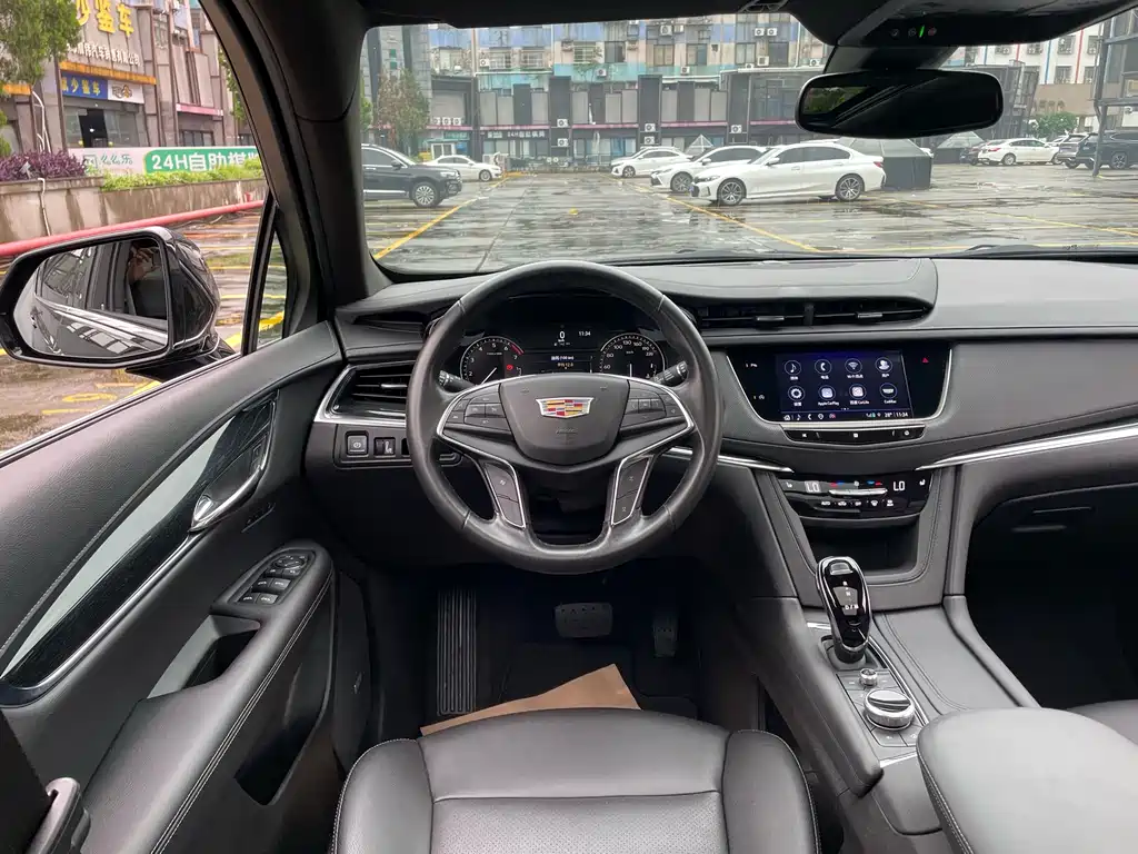 Cadillac XT5 2.0 T 4 WD Luxury
