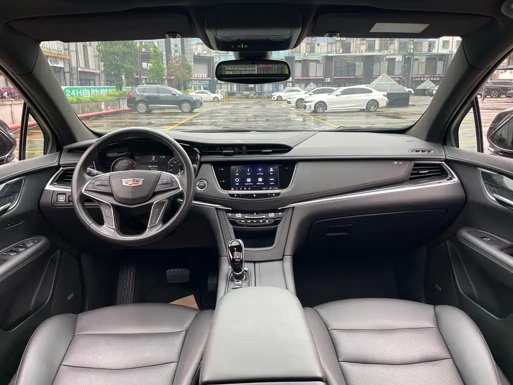 Cadillac XT5 2.0 T 4 WD Luxury