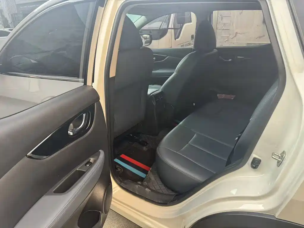 Qashqai Honor 2.0 L CVT XV+ Leading