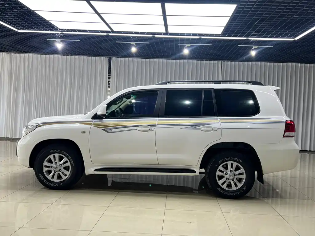 Land Cruiser 4.7 L Auto VX-R