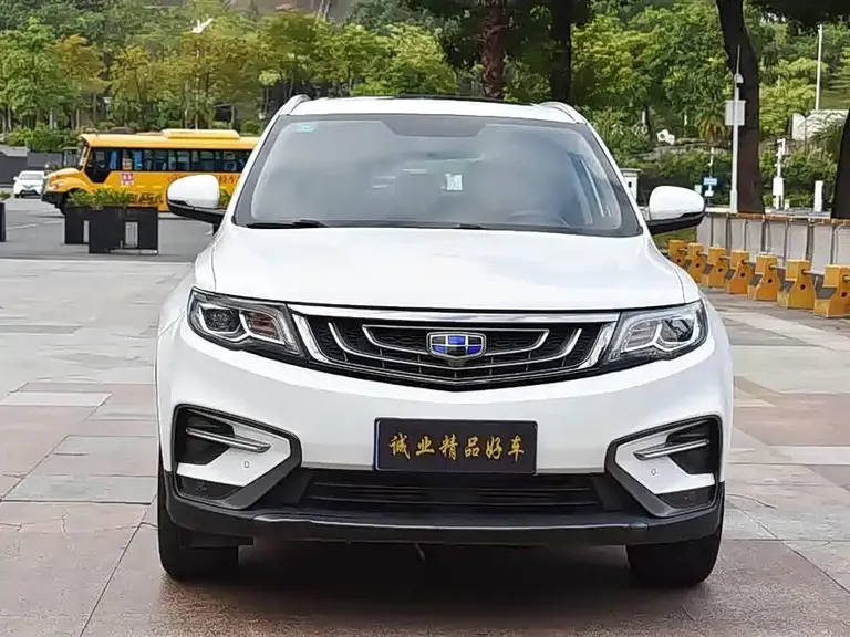 Geely Boyue 1.8 TD Auto 2 WD Connected 4 G Connected