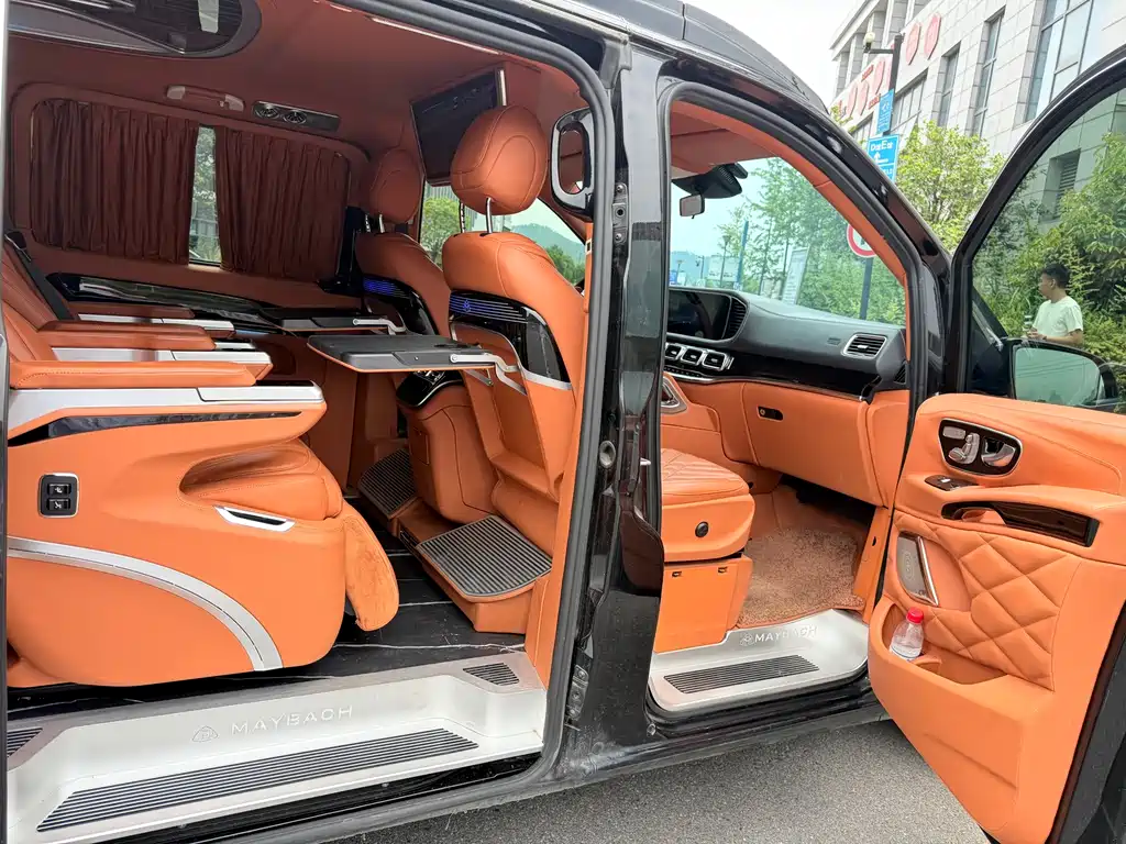 Vito 2.0 T Business 7-seat