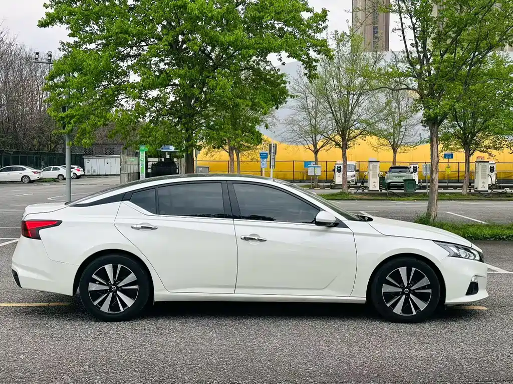 Teana 2.0 T XL Upper Smart Enjoyment