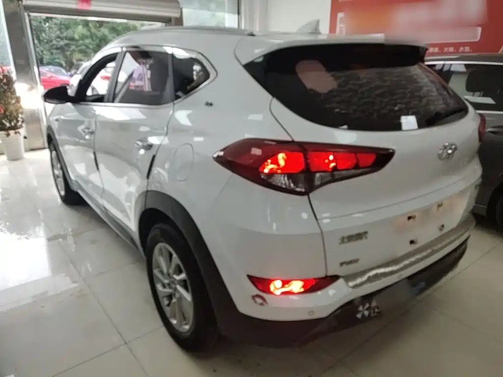 Tucson 1.6 T DCT 2 WD Intelligent