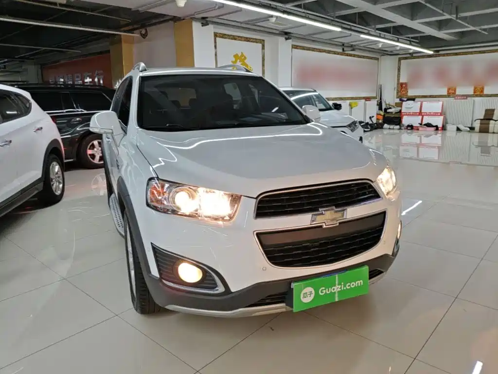 Captiva 2.4 L 4 WD Flagship 7-seat