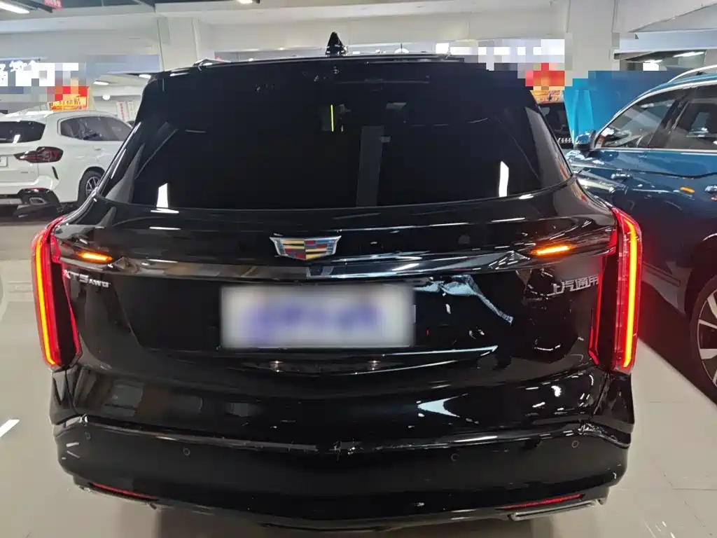 Cadillac XT5 2.0 T Distinguished