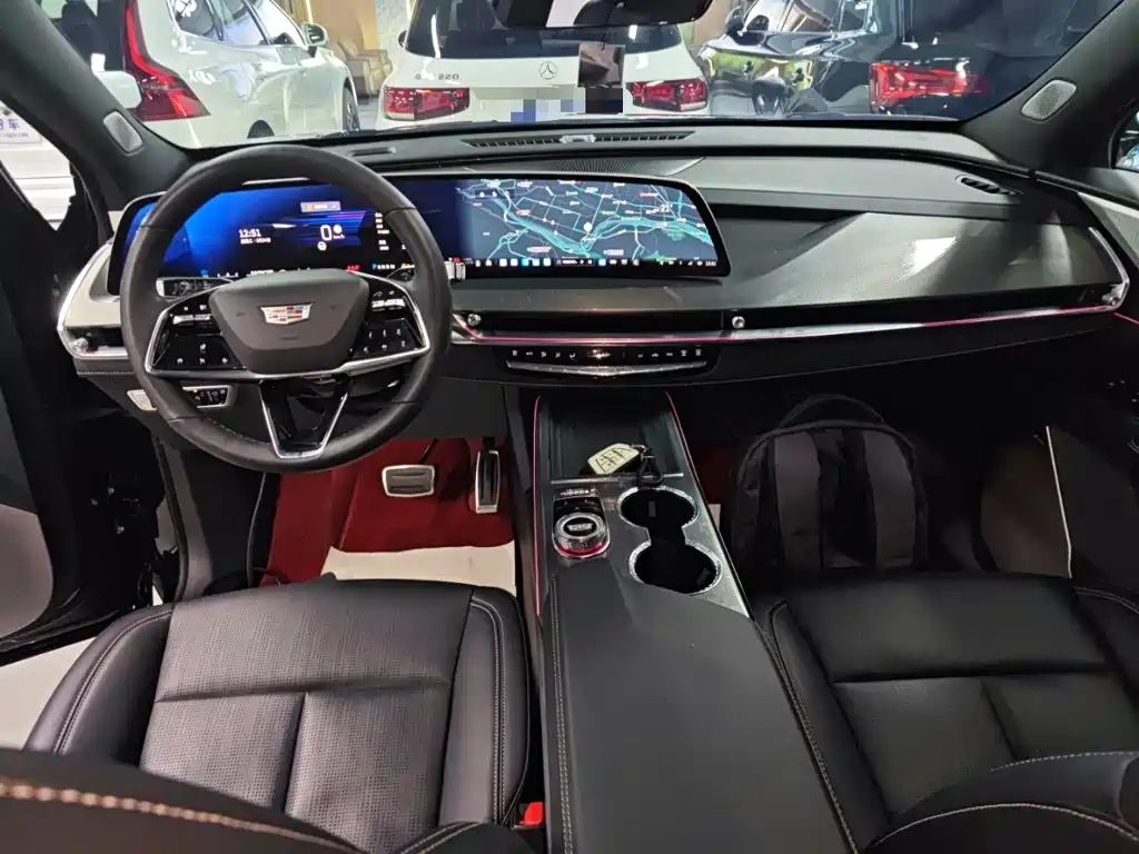 Cadillac XT5 2.0 T Distinguished