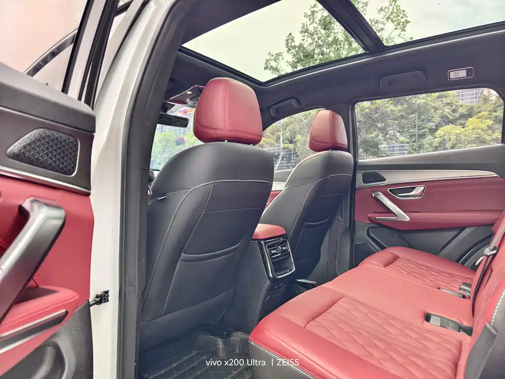Jetour X70 PLUS Champion 1.5 T DCT Champion PRO 5-seat