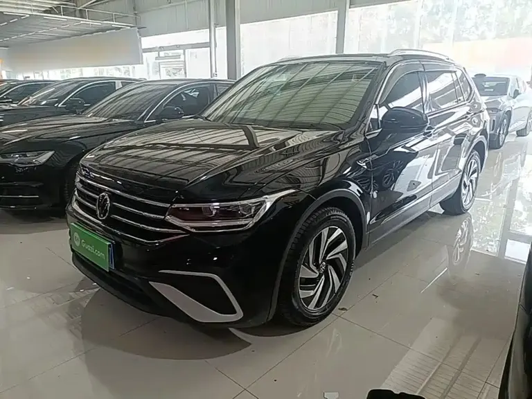 Volkswagen Tiguan L 330 TSI Auto 2 WD Smart Enjoyment