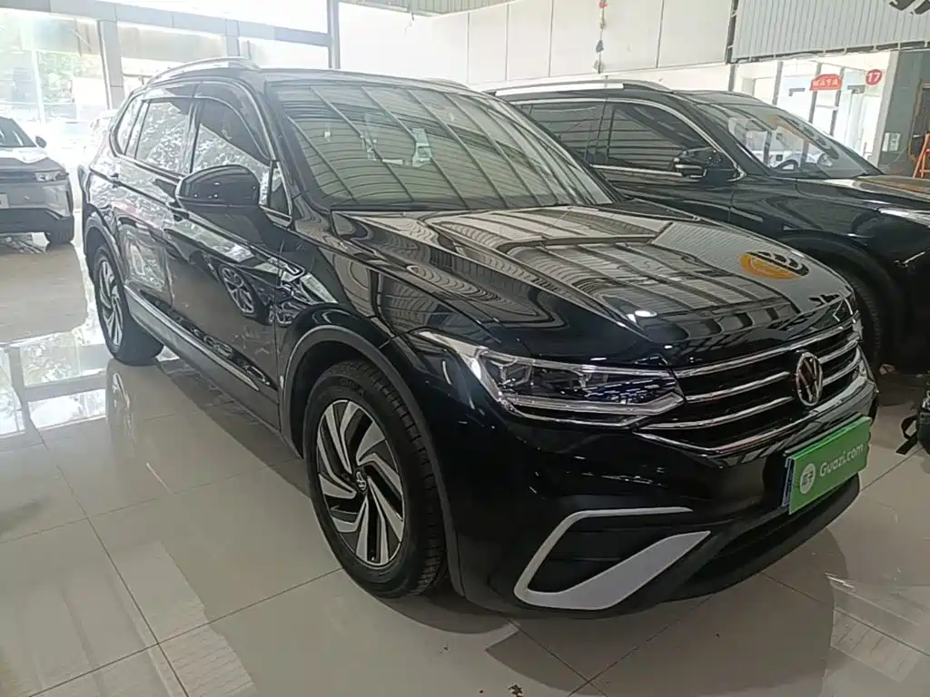 Tiguan L 330 TSI Auto 2 WD Smart Enjoyment