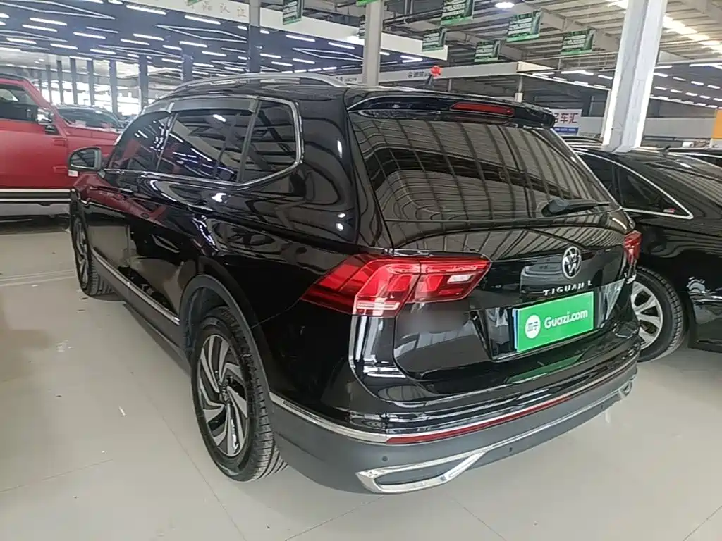 Tiguan L 330 TSI Auto 2 WD Smart Enjoyment