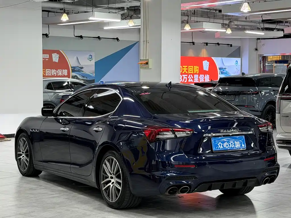 Ghibli 3.0 T Standard