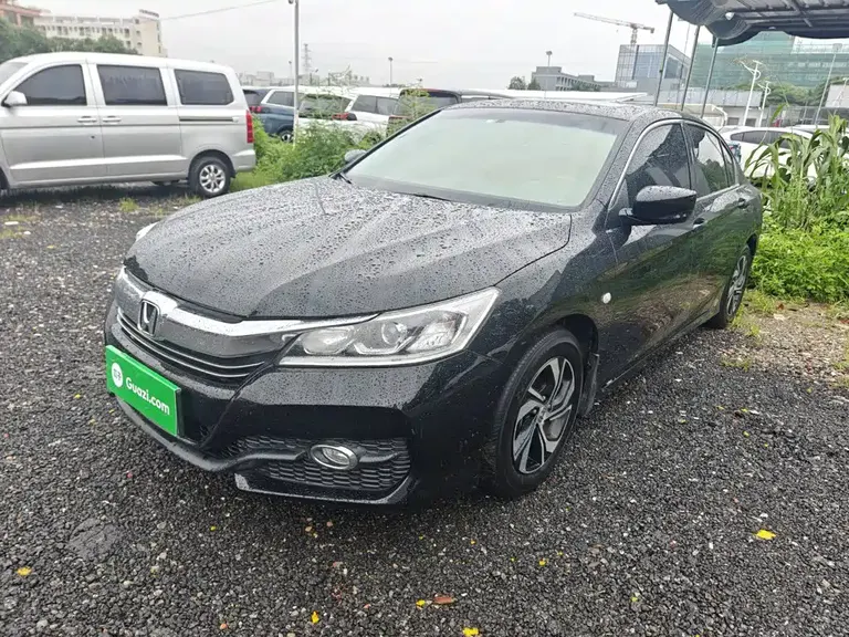 Honda Accord 2.0 L Comfort