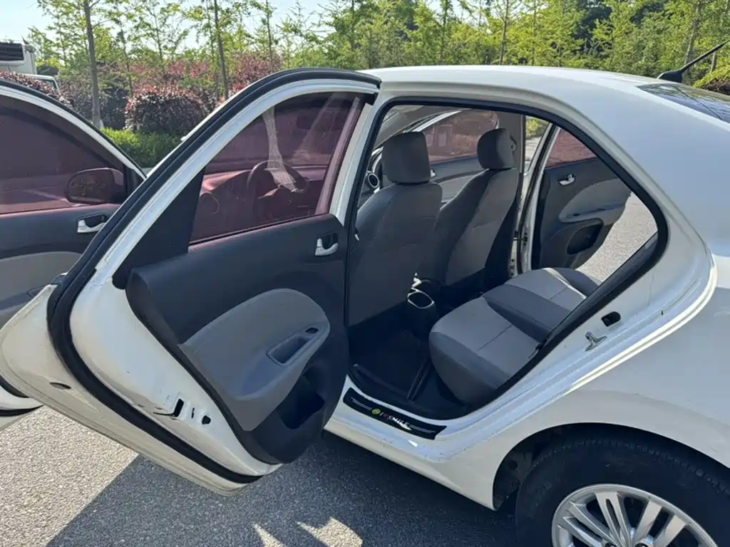 Versa 1.4 L Manual Smart Enjoyment Value CN-VI