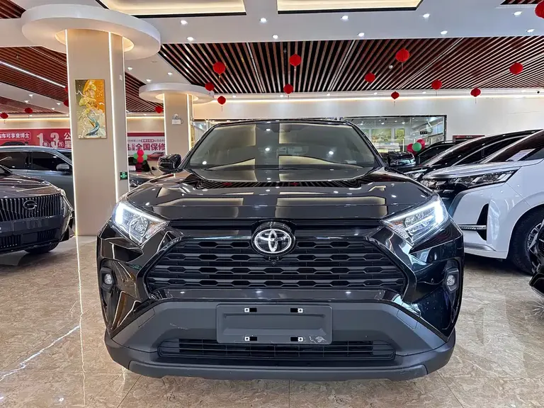 Toyota RAV4 2.0 L CVT 2 WD Urban