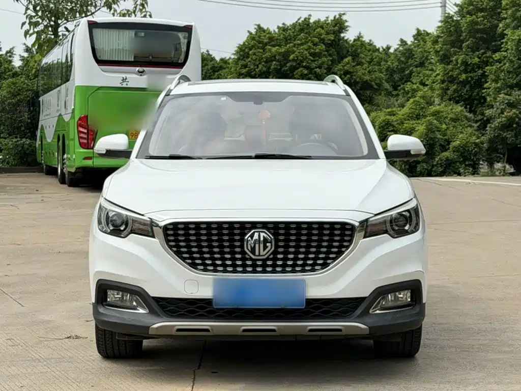 MG ZS 1.5 L Auto Luxury CN-V