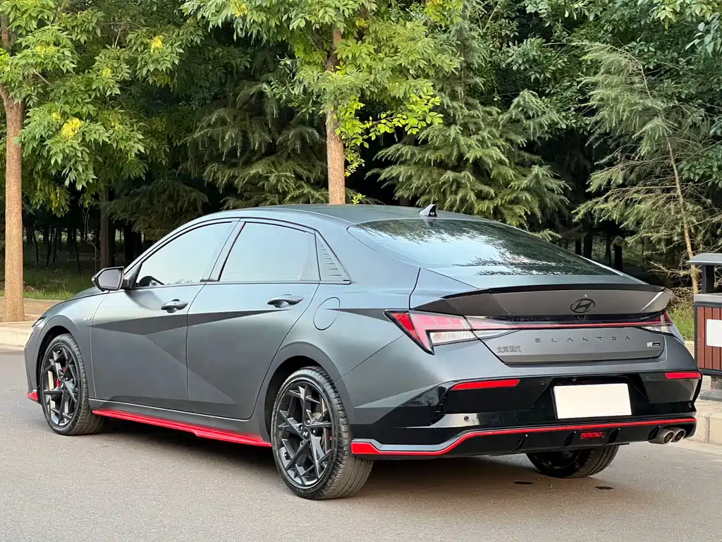 Elantra 240 TGDi DCT N Line LUX Distinguished