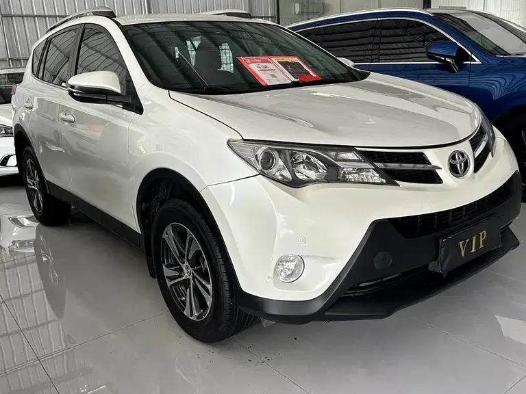 Toyota RAV4 RAV4荣放 2015款 2.0 L CVT两驱都市版