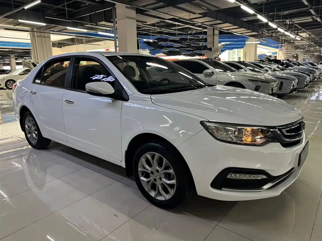 Vision 1.5 L Auto Happy