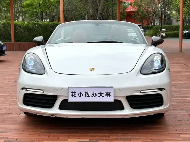 Porsche 718 Boxster T 2.0 T