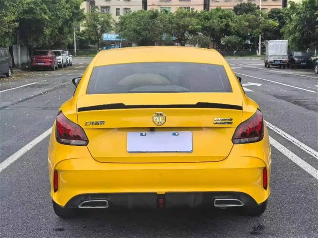 MG5 180 DVVT CVT Youth Style
