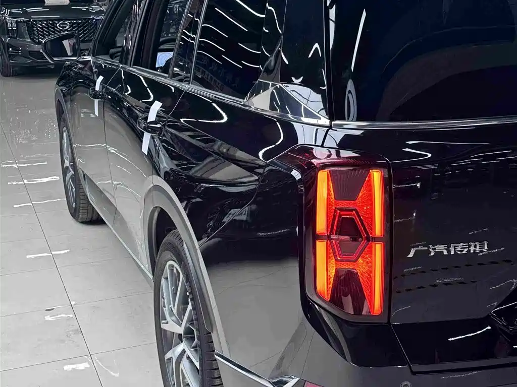 GAC Trumpchi GS8 Navigator Series 2.0 TGDI 2 WD Luxury Connected 7-seat