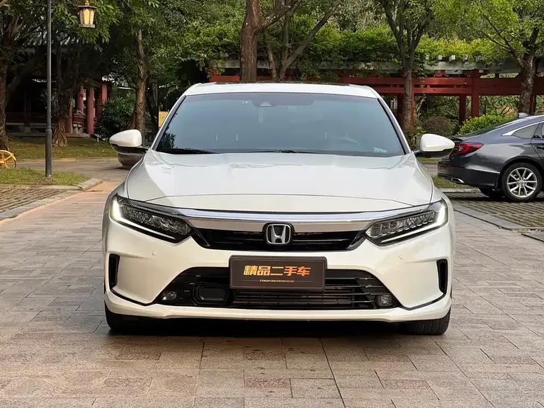 Honda Inspire 260 TURBO Refined