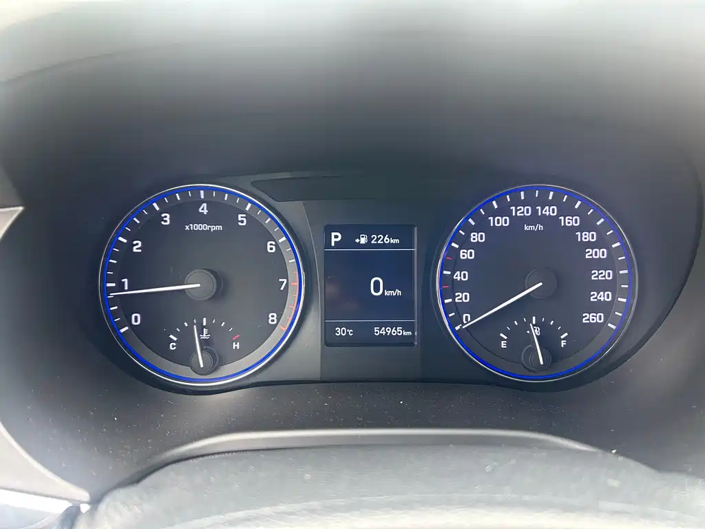 Mistra 1.6 T Auto Intelligent GLS CN-V