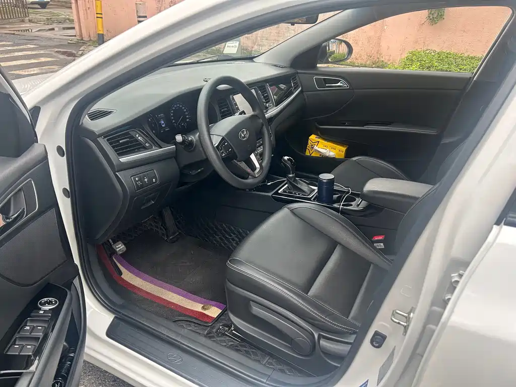 Mistra 1.6 T Auto Intelligent GLS CN-V