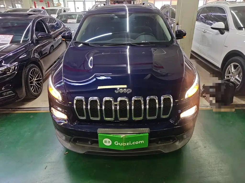 Cherokee 2.4 L Leading Intelligent