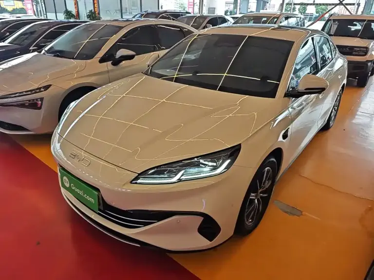 BYD Seal 06 DM-i Smart Drive 120 KM Honored