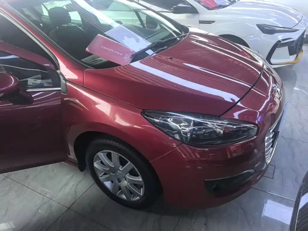 Peugeot 308 Pleasure Classic 1.6 L Auto Style