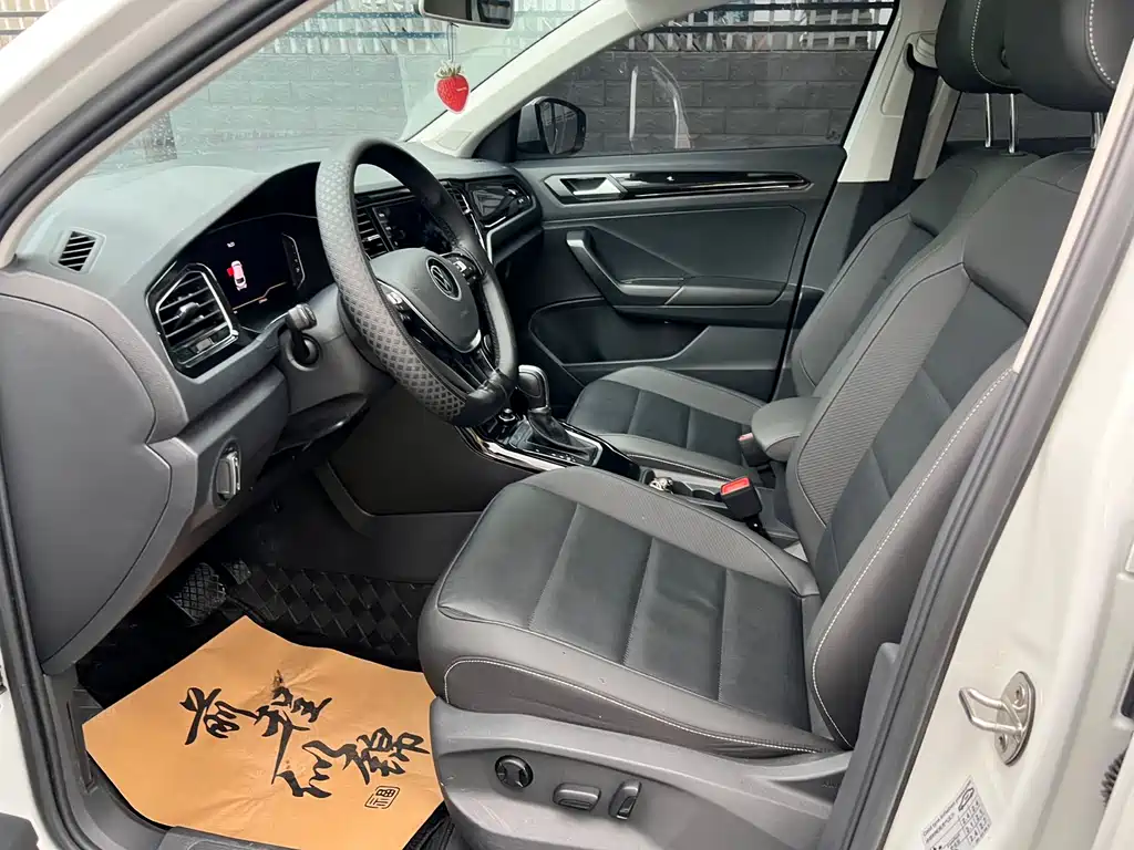 T-ROC 280 TSI DSG 2 WD Comfort Enjoyment PLUS