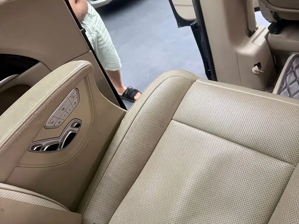 Mercedes-Benz V-Class V 260 L Distinguished Extended