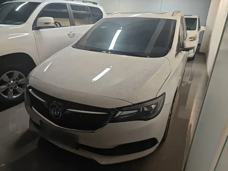 Buick GL6 323 T Light Hybrid Connected Luxury