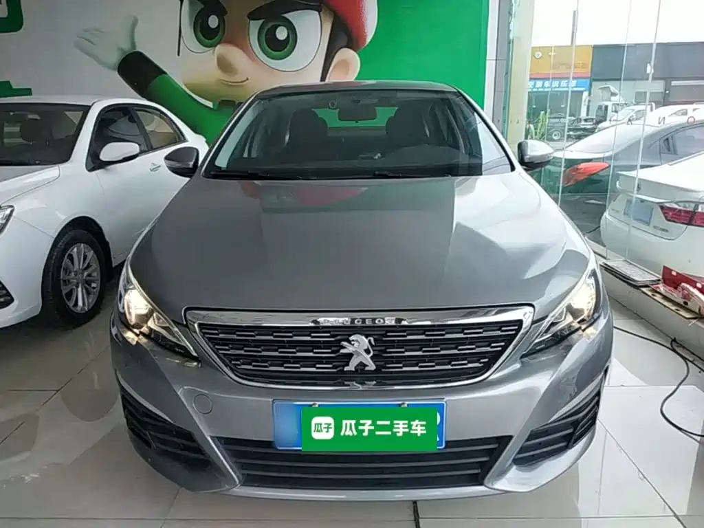 Peugeot 308 1.6 L Manual Fashion