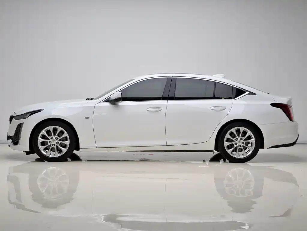 Cadillac CT5 28 T Luxury