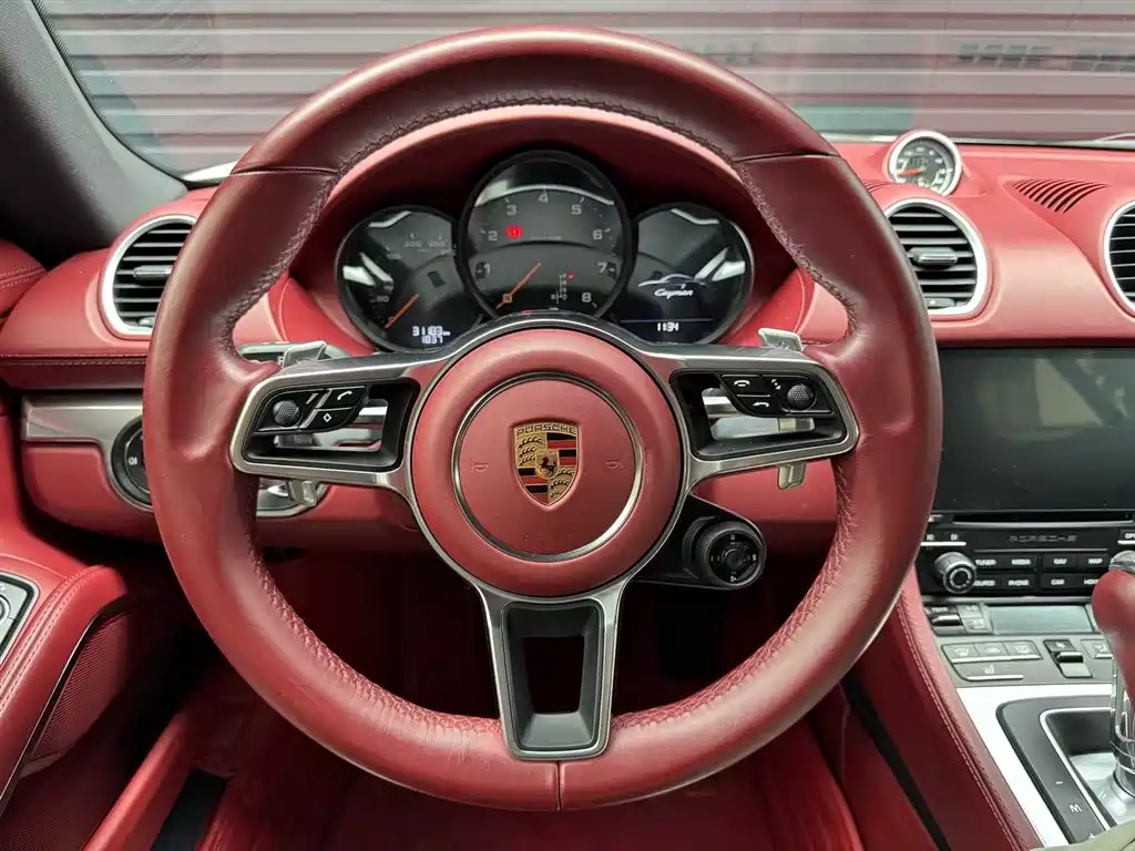 Porsche 718 Cayman 2.0 T