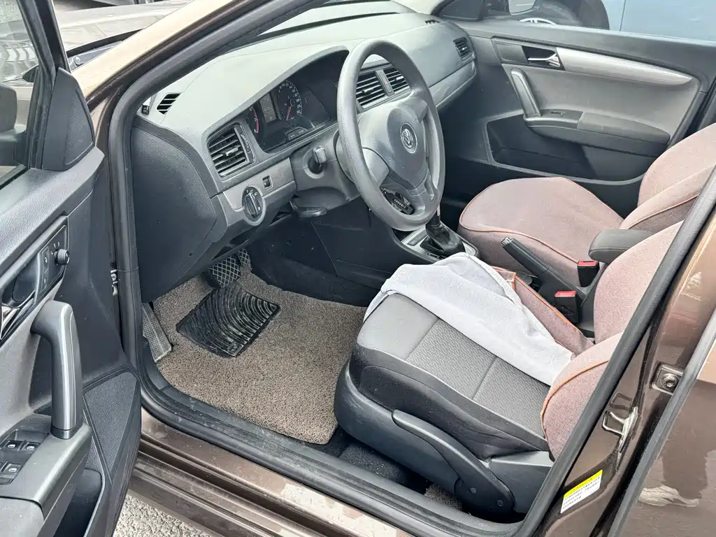 Gran Lavida 1.6 L Auto Style