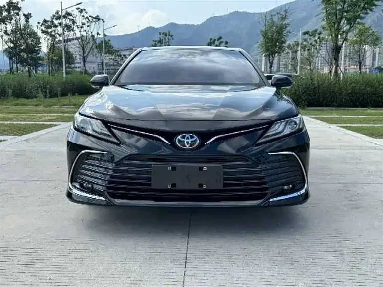 Toyota Camry 2.5 G Luxury
