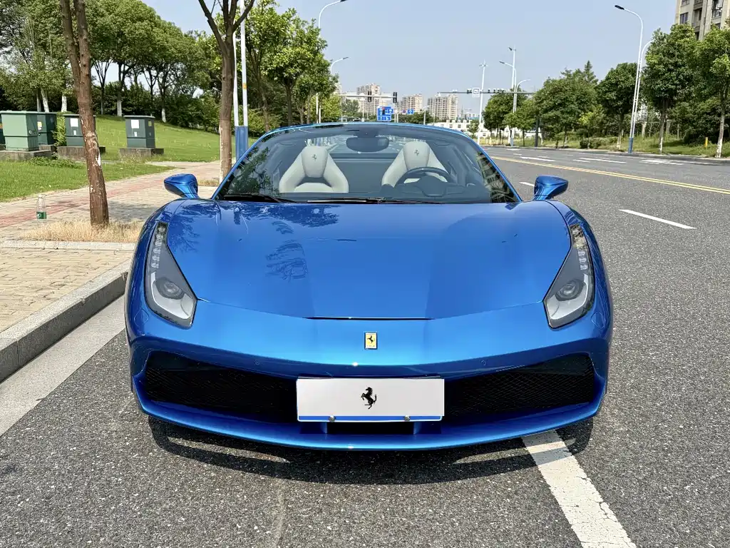 Ferrari 488 488 Spider
