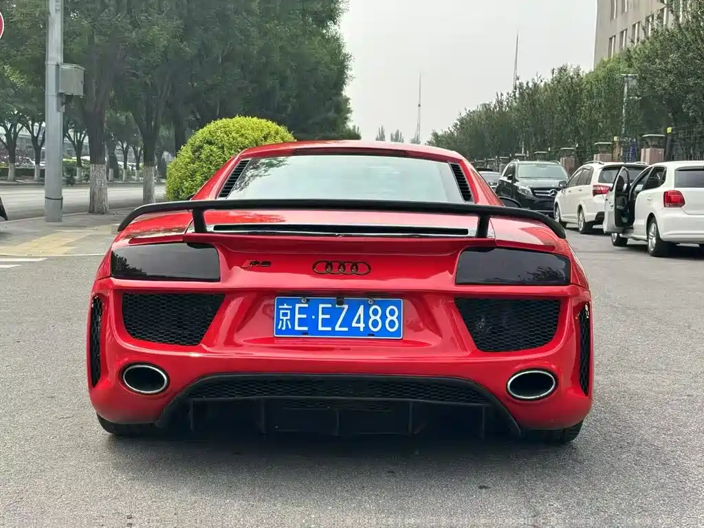 Audi R8 4.2 FSI quattro