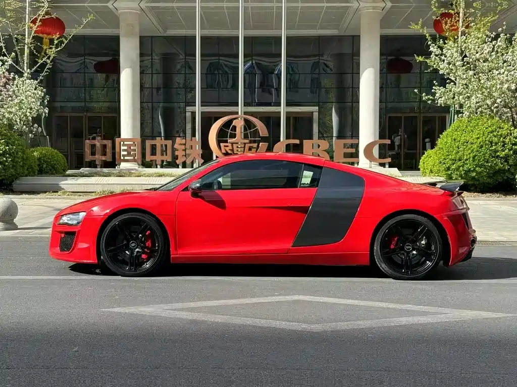 Audi R8 4.2 FSI quattro