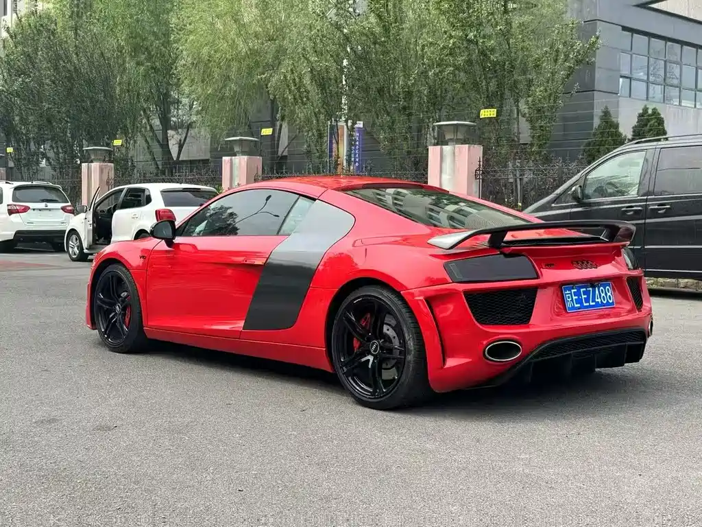 Audi R8 4.2 FSI quattro